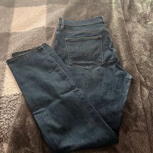 Levi brand jeans. Slimming skinny denim color size 32